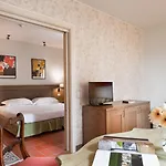 Hotel Villasanpaolo &