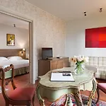 Villasanpaolo & 4* San Gimignano