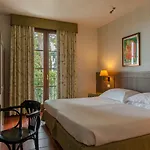 Hotel Villasanpaolo &