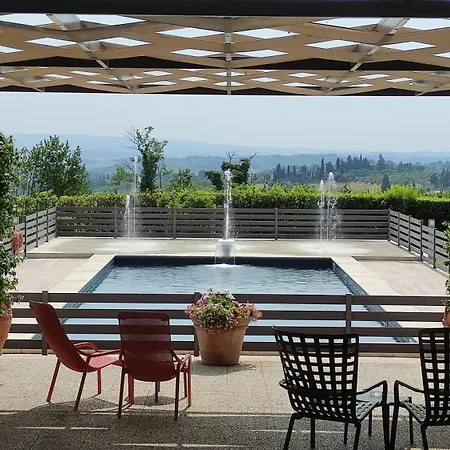 Hotel Villasanpaolo & 4*