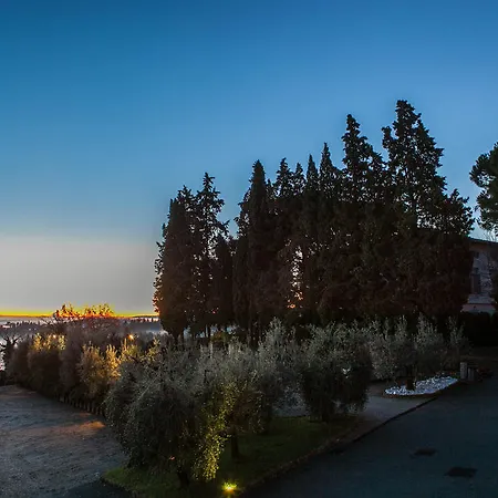 Hotel Villasanpaolo Resort&spa 4*